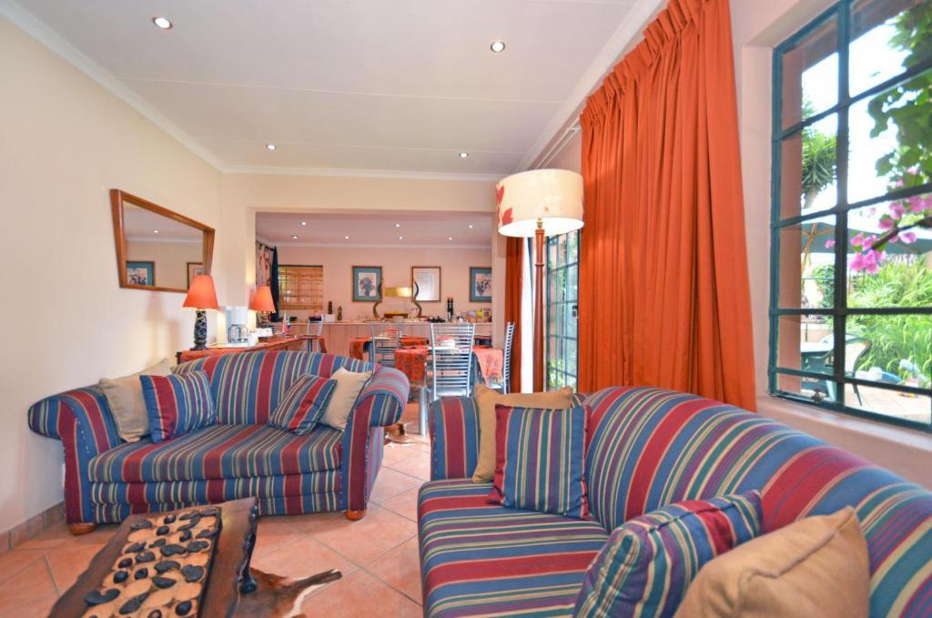 Cherry Tree Cottage B&B Linden Johannesburg Esterno foto