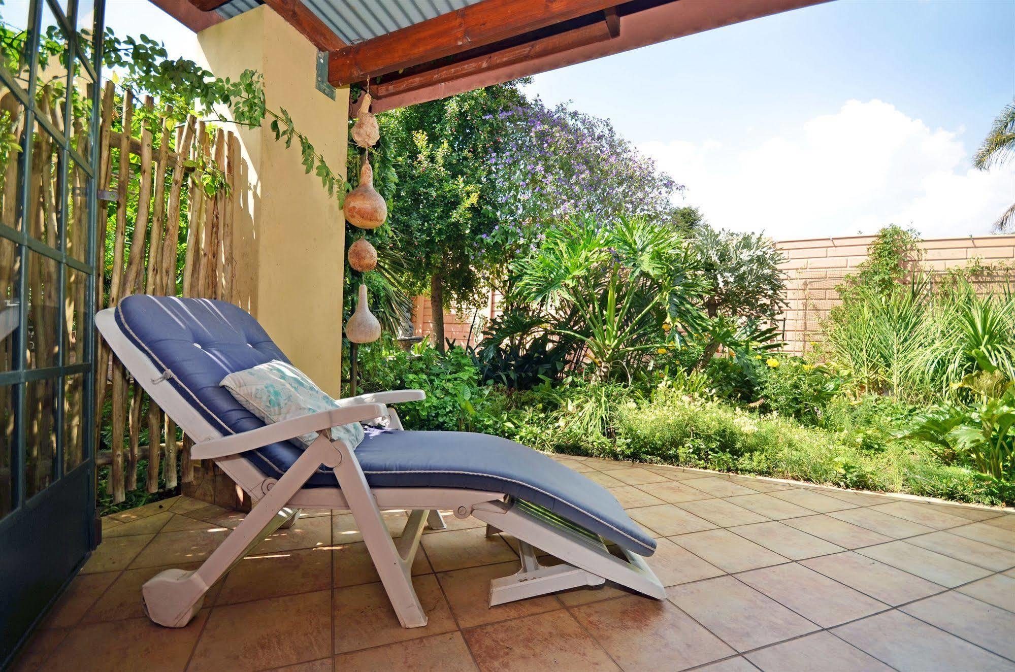 Cherry Tree Cottage B&B Linden Johannesburg Esterno foto