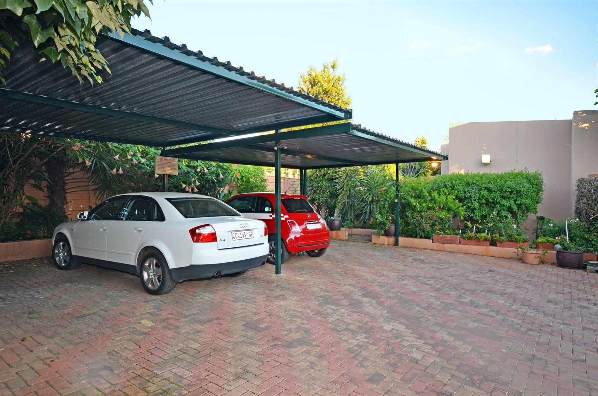 Cherry Tree Cottage B&B Linden Johannesburg Esterno foto